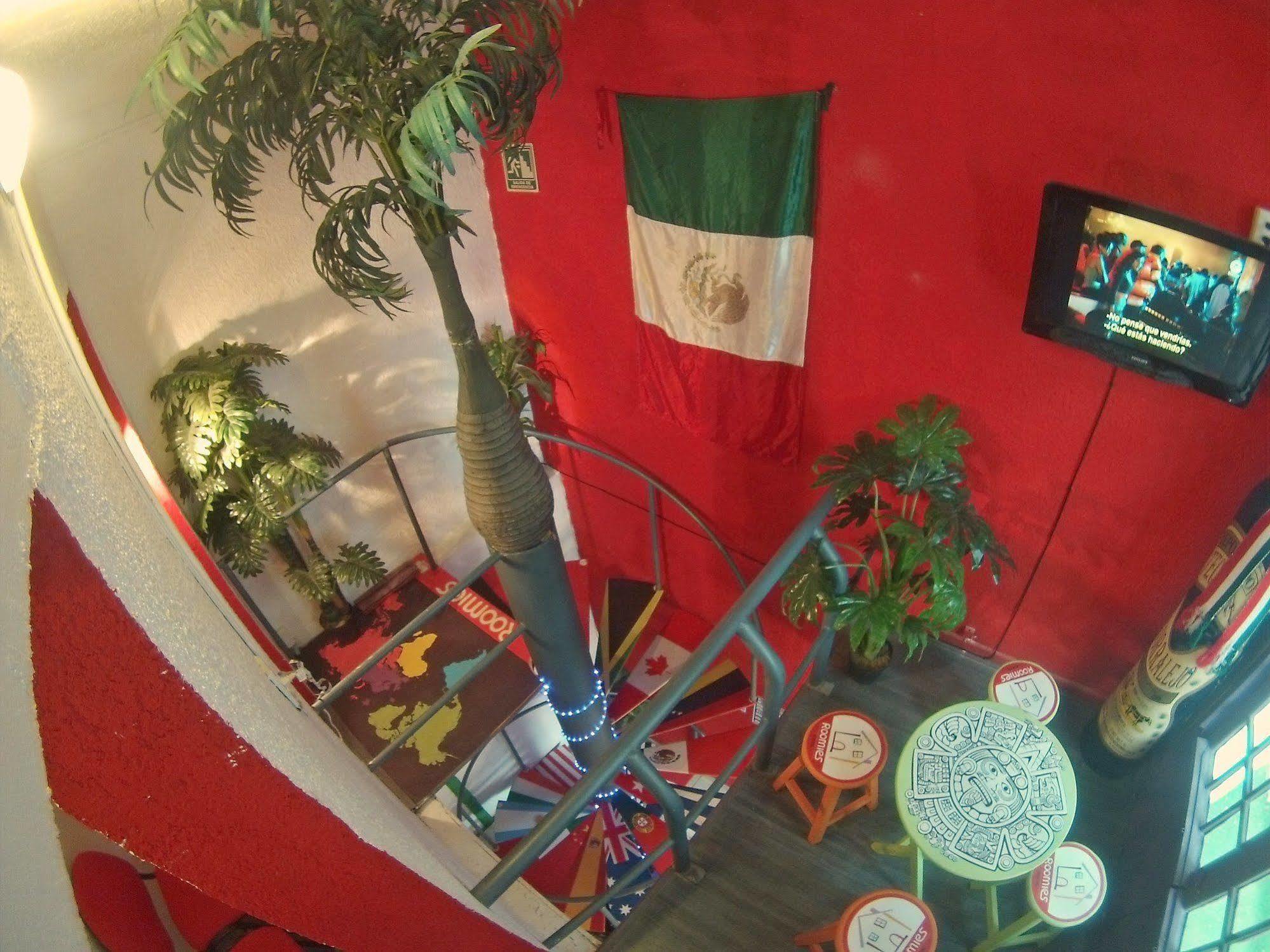 Roomies Hostel Roma Mexico City Exterior photo